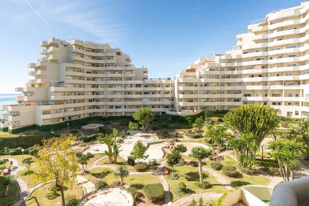 Sol Apartment - C&G Benal Beach Benalmádena Zewnętrze zdjęcie
